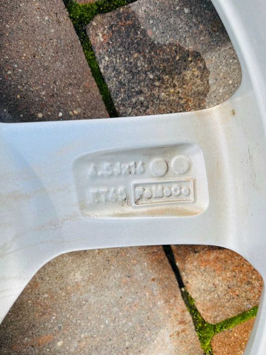 Oryginalne koła zimowe Ford Puma 16" 205/65R16 Falken Eurowinter HS02 | DOT 2025 | Stan BDB