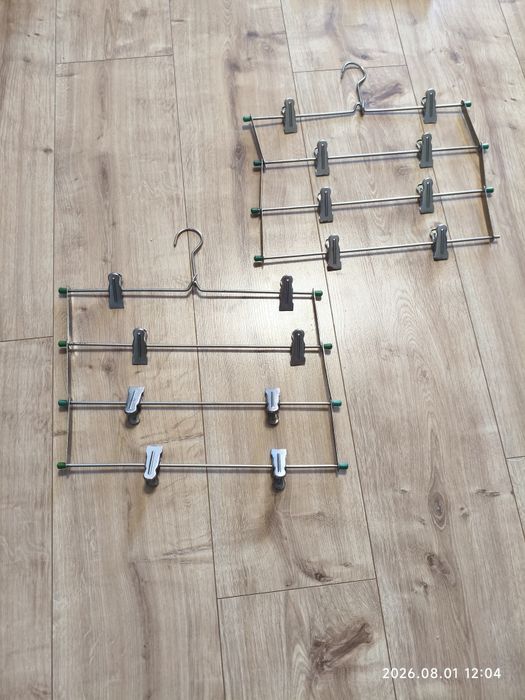 2x wieszak na spodnie i spodnie z PRL. Solidny vintage lata 80