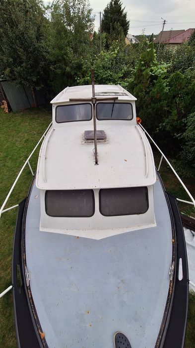 Sprzedam kabinowy Jacht Motorowy bez patentu