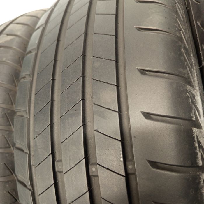 225/65R17 Bridgestone Turanza