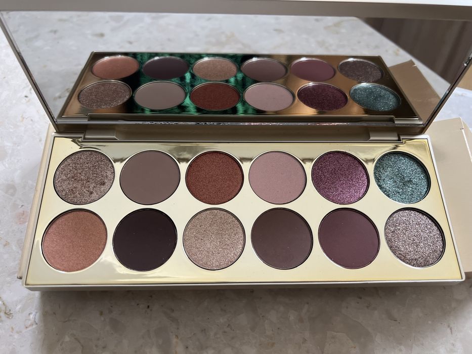 Stila After Hours Eyeshadow palette