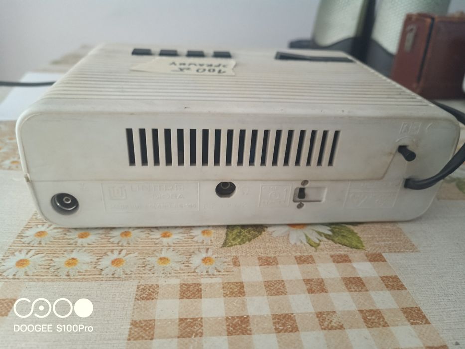 UNITRA pionier re105 radio budzik