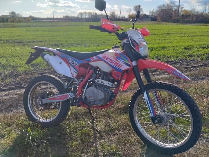 эндуро мотоцикл, модель bse s2