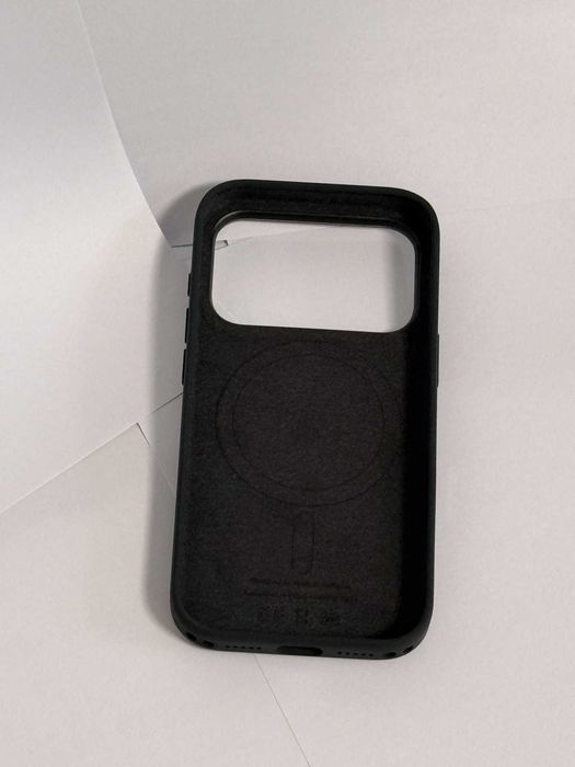 Etui do iPhone 18 Pro — czarne etui do iPhone 18 Pro