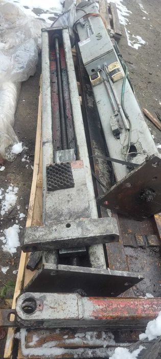 Podnośnik dwukolumnowy