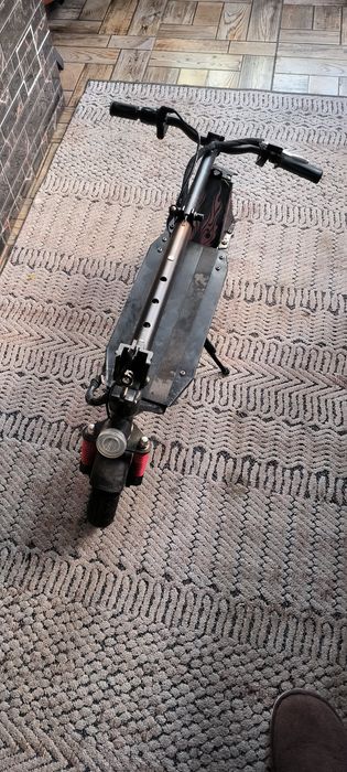 Продам електросамокат Like.bike