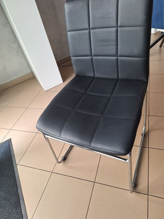 Krzesło Hammel czarny Eco skóra.