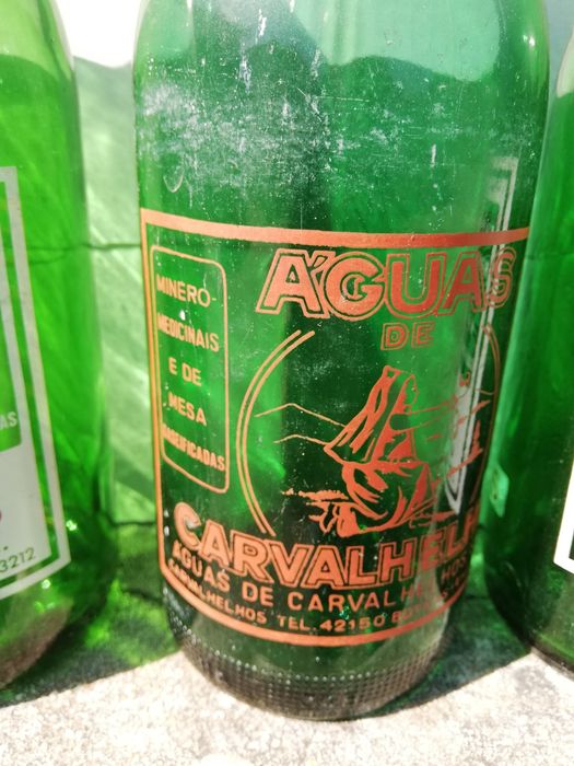 Para quem coleciona garrafas aqui tem uma boa oferta disto já não há