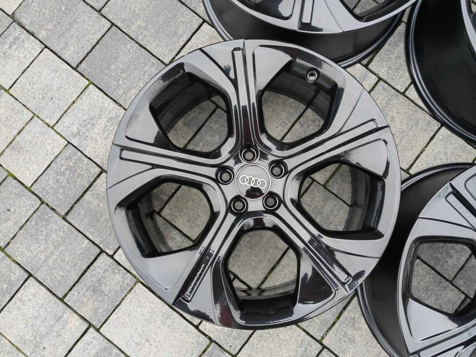 Oryginalne felgi Audi 5x100 R18 Stan jak nowy