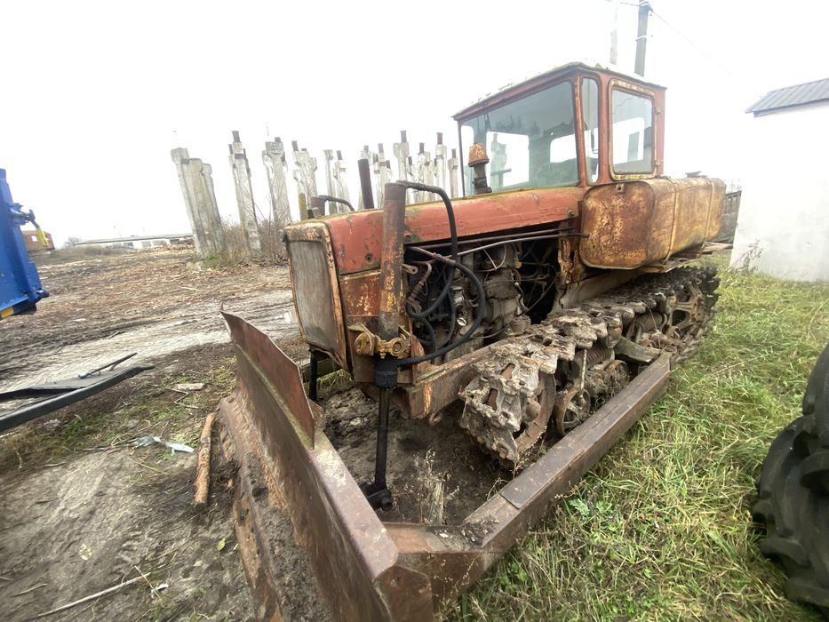 Бульдозер ДТ75.
