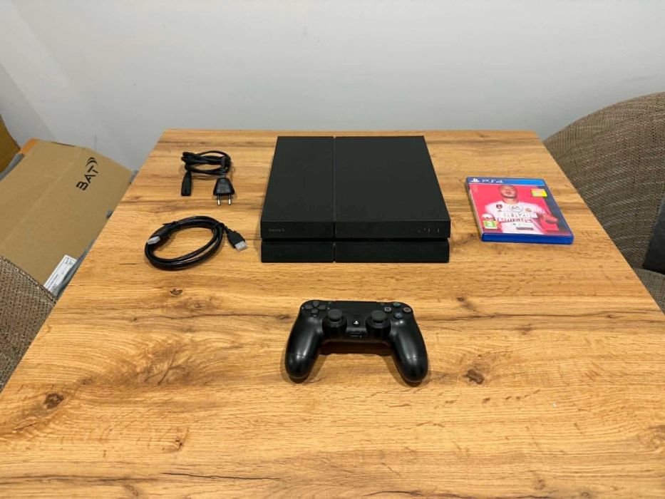 Okazja! Konsola PS4 500GB + pad+ gra! Playstation 4 ! Gwarancja! Polecam !