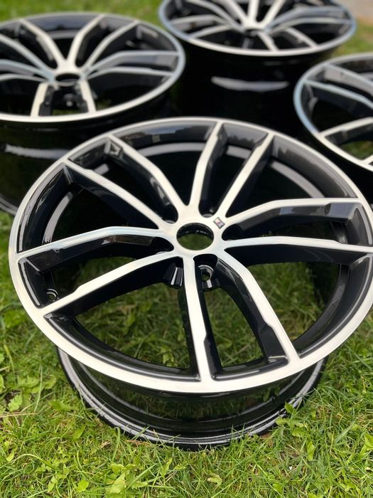 Felgi aluminiowe BMW 18 cali 5x112 / 662M g30 7855081 / 7855082