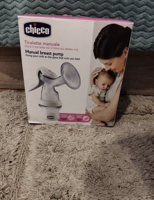 Bomba manual tira leite Chicco como nova
