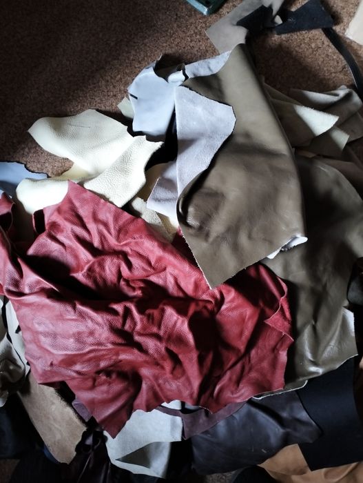 Skóry odpad mix duze kawalki