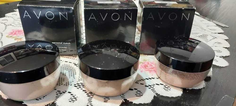 Sypki puder AVON personal match  ALMOND 15 g