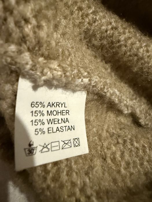 Damski, mięsisty golf, z domieszką moheru i wełny