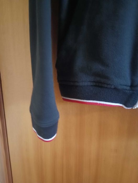Casaco Preto com Riscas SMK