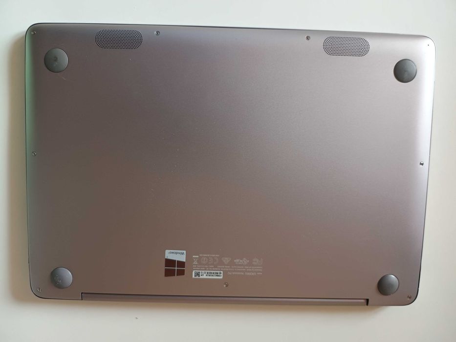 Asus ZenBook UX330U i5-7200U 8b SSD128Gb FHD