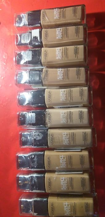 Тональный крем   L'OREAL!