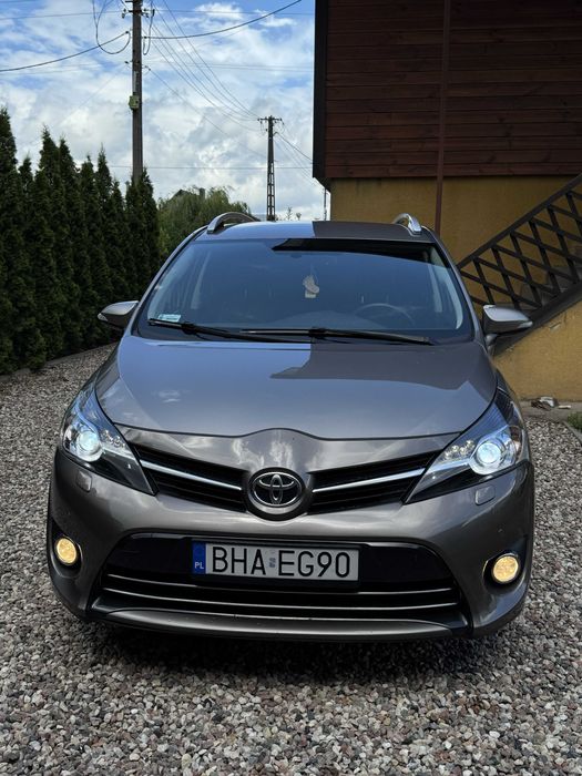 Toyota VERSO 2.0 D4D 124KM 2014r xenon, LED, 7 osób, od osoby prywatnej