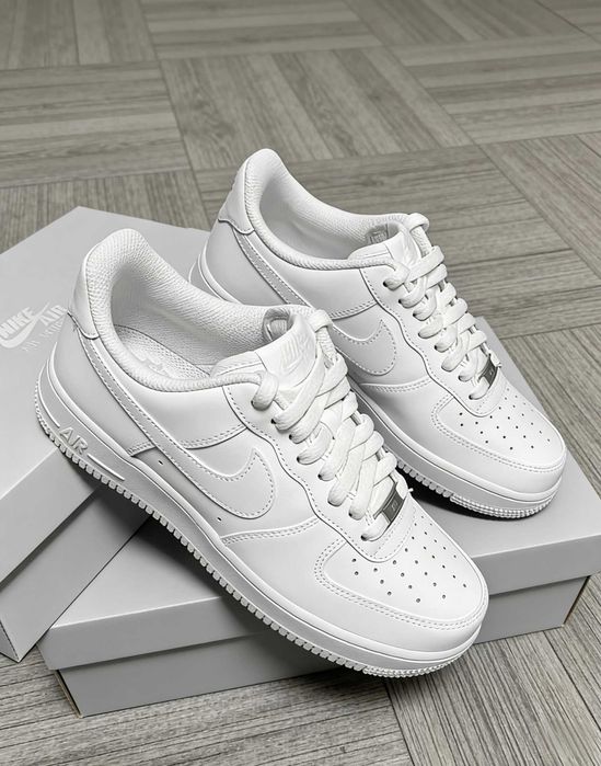 NIKE Air Force 1 07'Buty Sneakersy Sportowe r.39