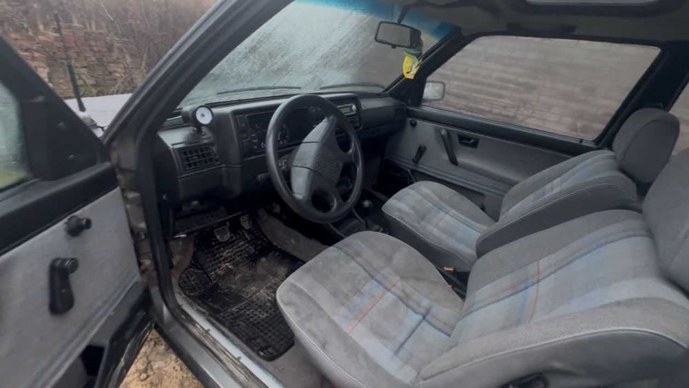 Продам автомобіль гольф 2