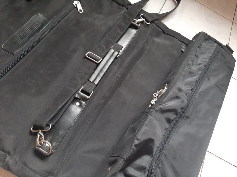 Сумка для костюмов