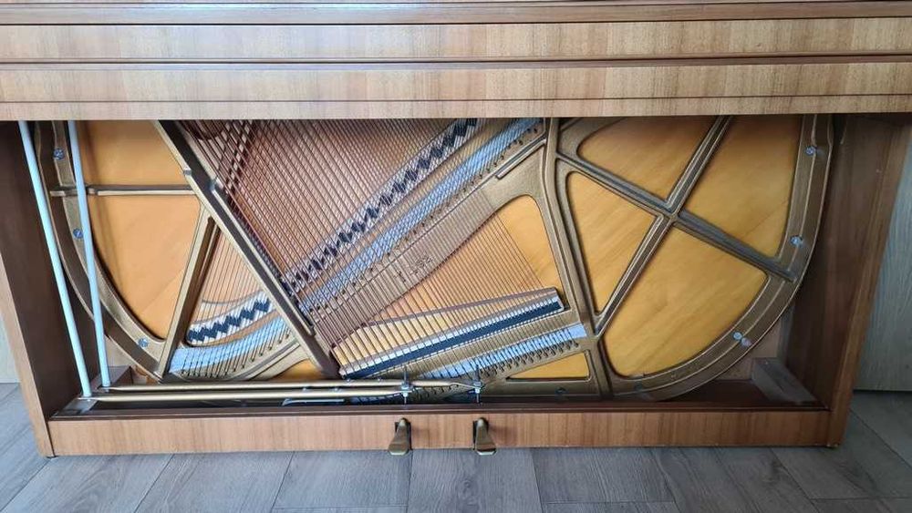 Bardzo dobre pianino Grotrian-Steinweg 1968 r. po nauczycielu muzyki