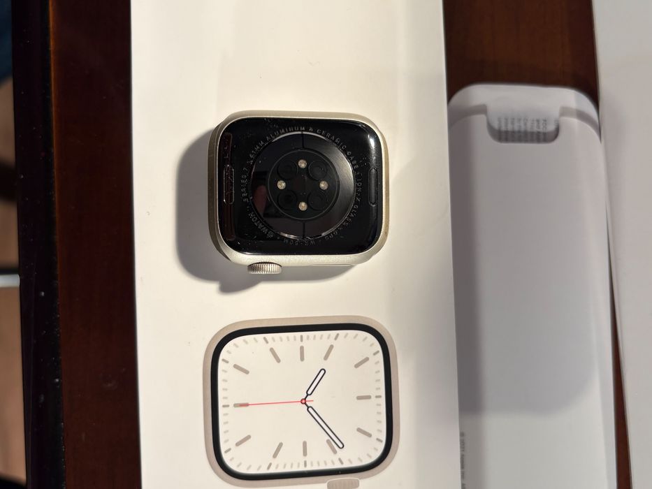 Apple Watch 7, 41 mm, super stan, komplet