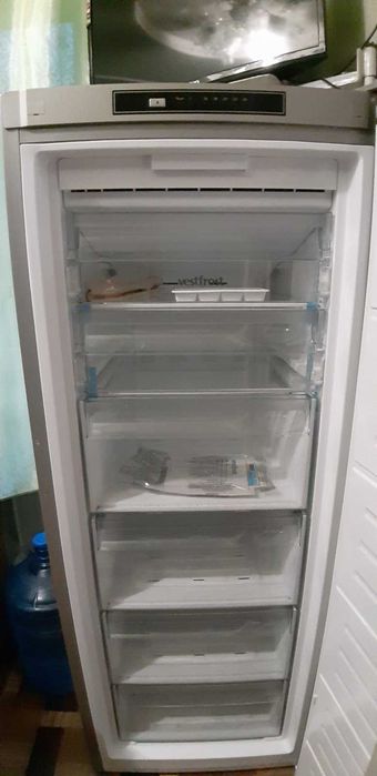 Морозильная камера Vestfrost VD 205 FNX