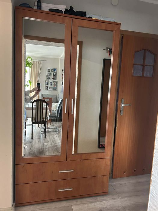 Szafa w bardzo dobrym stanie