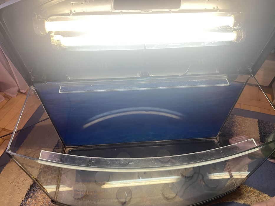 Акваріум 30х80 в хорошому стані