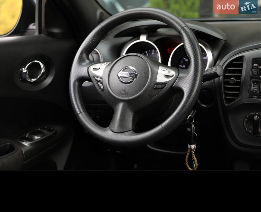 Nissan juke 2014 год