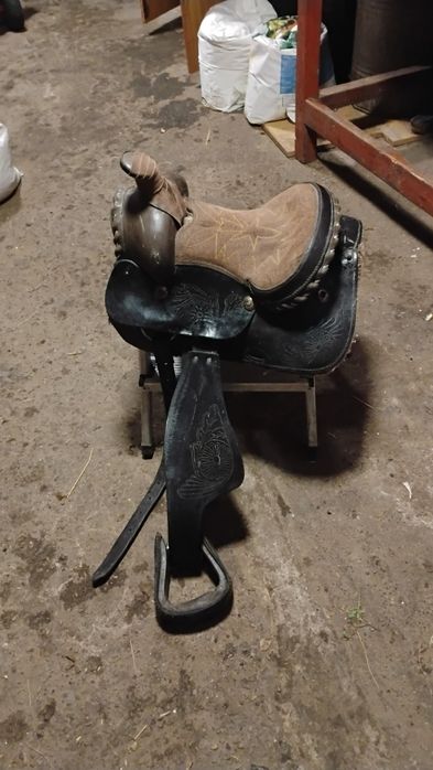 Siodło westernowe + popręg gratis