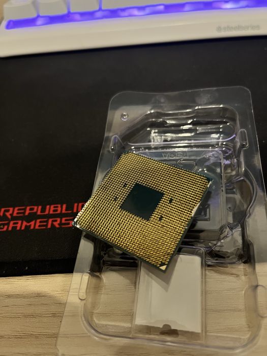 Sprawny Procesor  ryzen 9 3950x 16 rdzeni