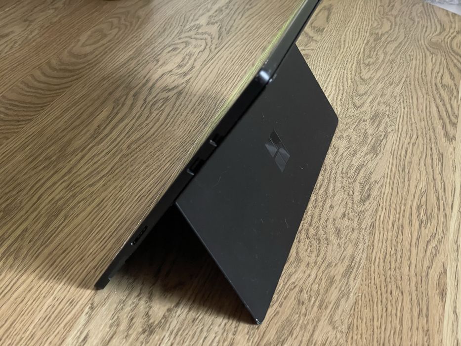 Microsoft Surface Pro 6 i5 8Gb 256Gb SSD +Windows ліцензія активований