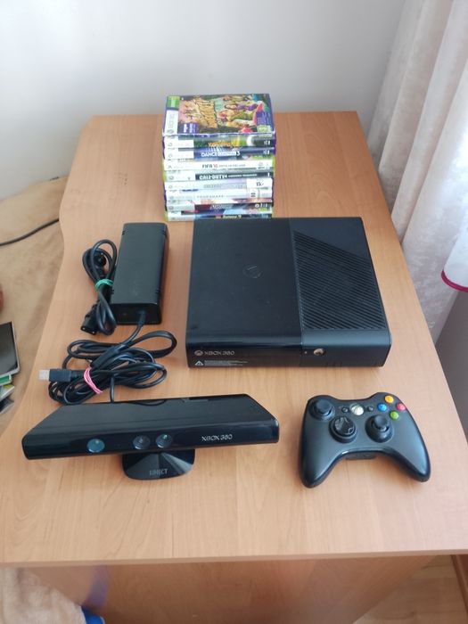 Xbox 360 E 250 GB