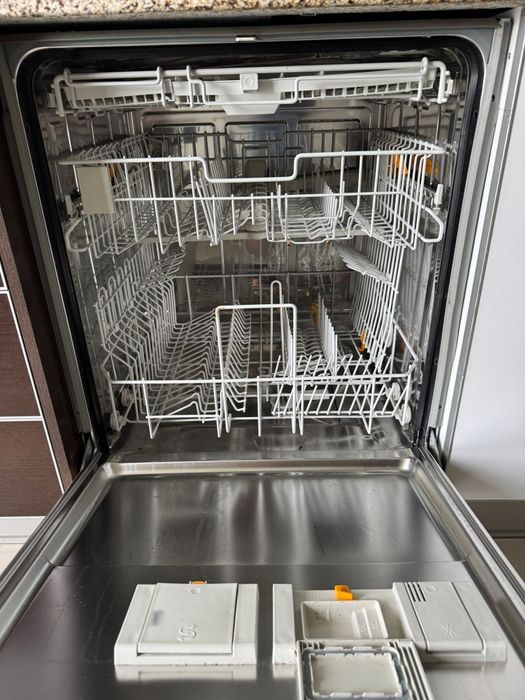 Maquina de lavar louça Mielle  para peças