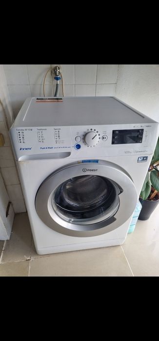 Maquina de lavar roupa Indesit