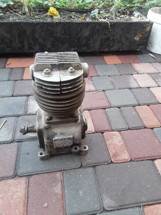 Продаётся компрессор DDR  для машины IFA б/у.