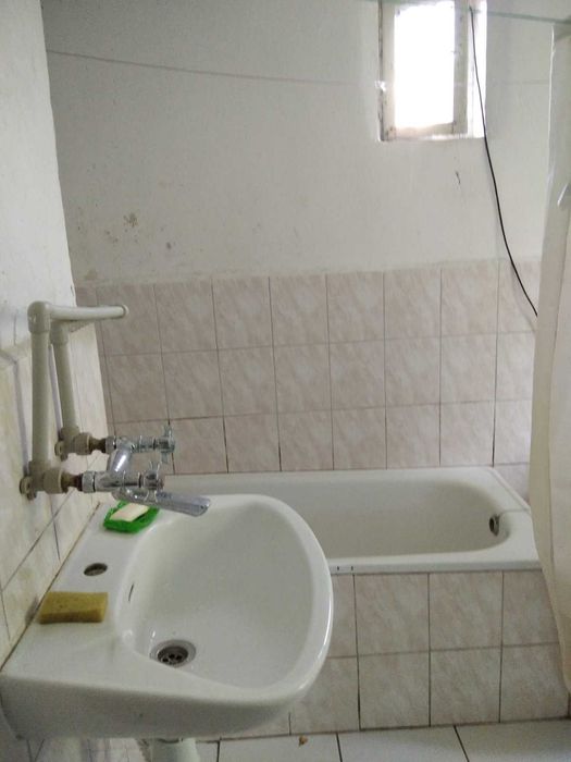 Продам 2 комн. особняк по ул. Карпатской Украины