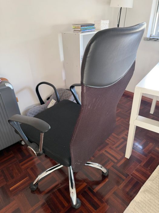 Cadeira giratória escritório