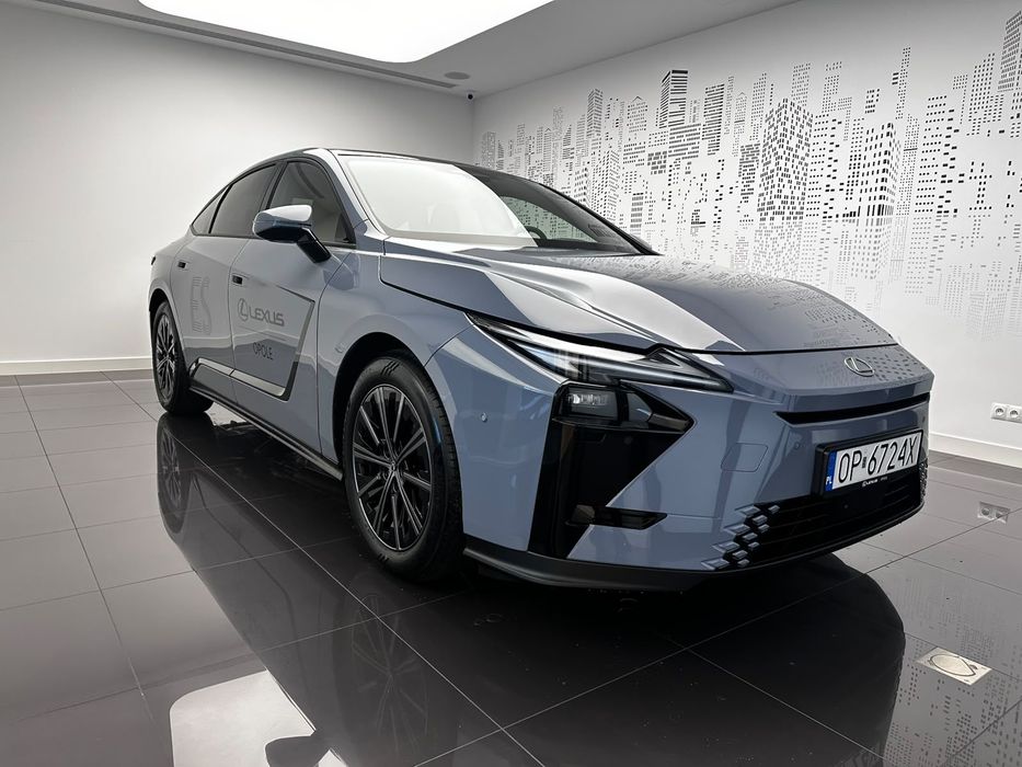 Lexus ES