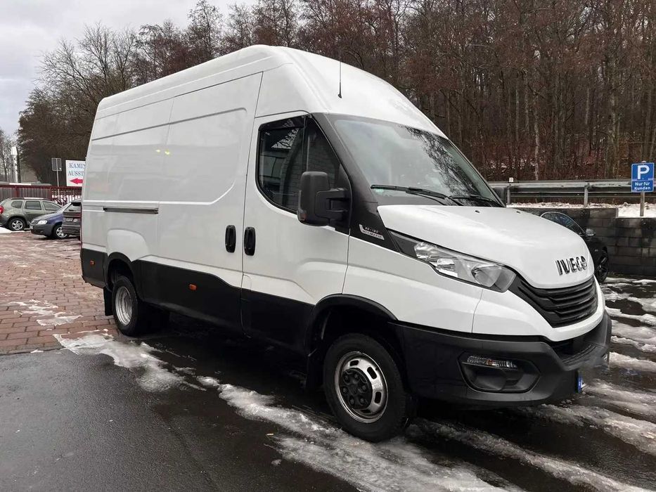 Бампер Iveco Daily б/у автозапчастини