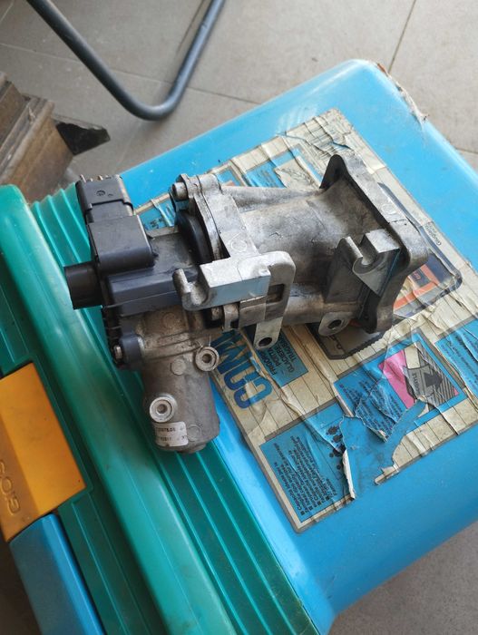 Клапан его до Пежо 4007 дизель 2.2