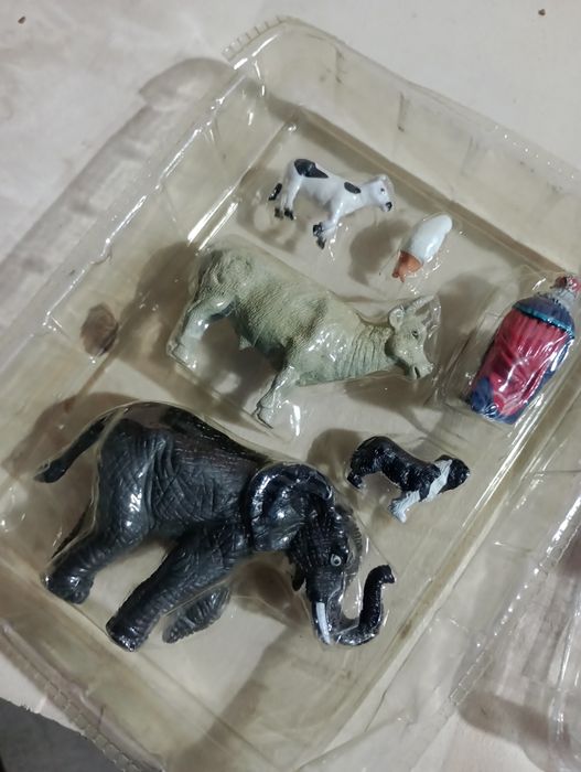 Figurki bożonarodzeniowe dekoracje