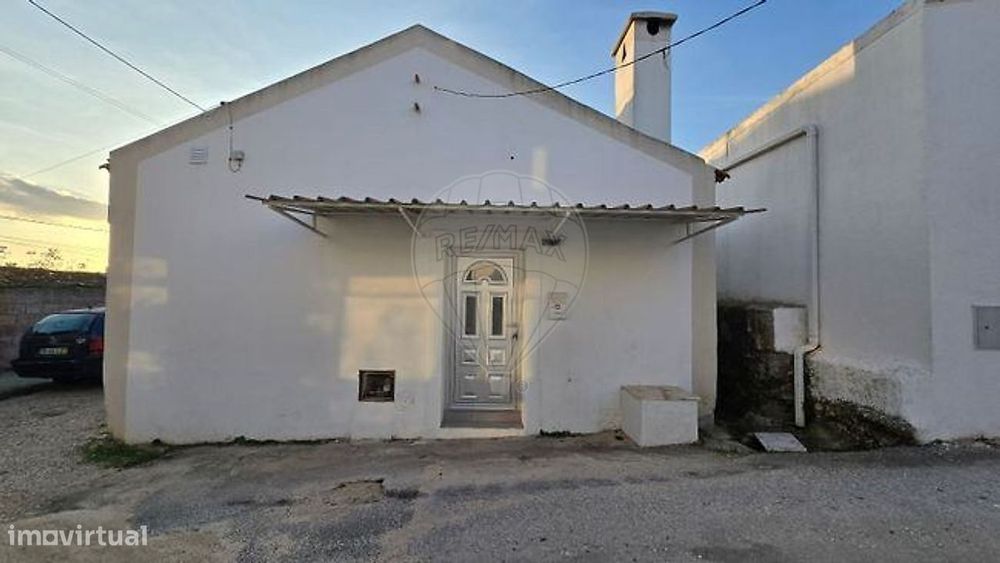 Moradia T2 para venda