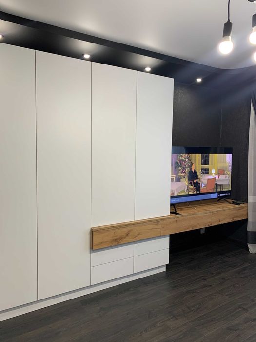 шкаф-купе шкаф гардиробна меблі на замовлення