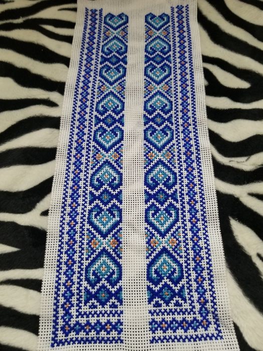 Вишивка...Паси...