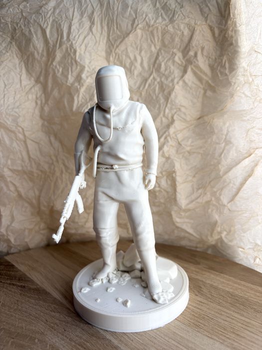 Rust фігурка хазмата